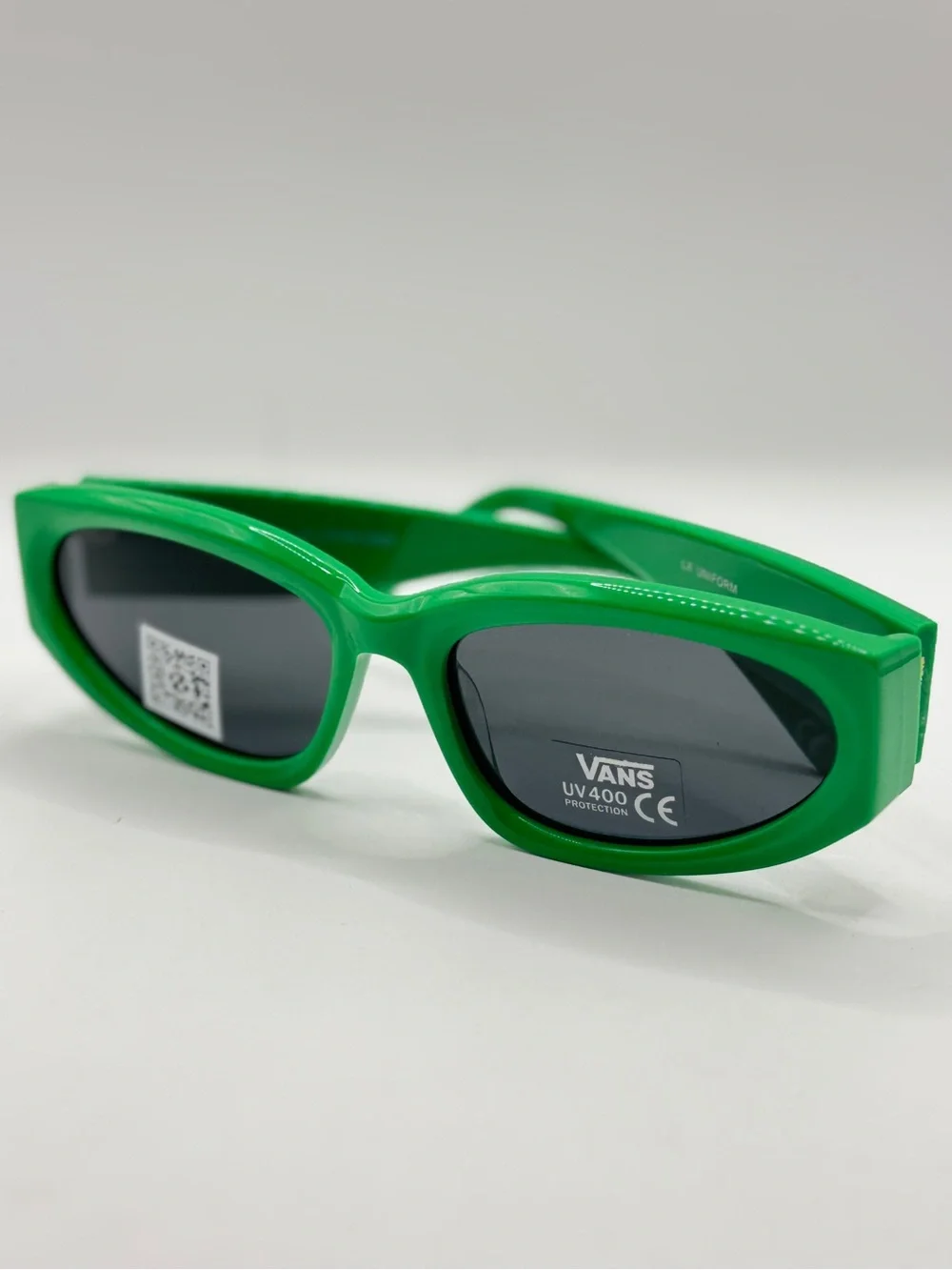 Vans vibrant green